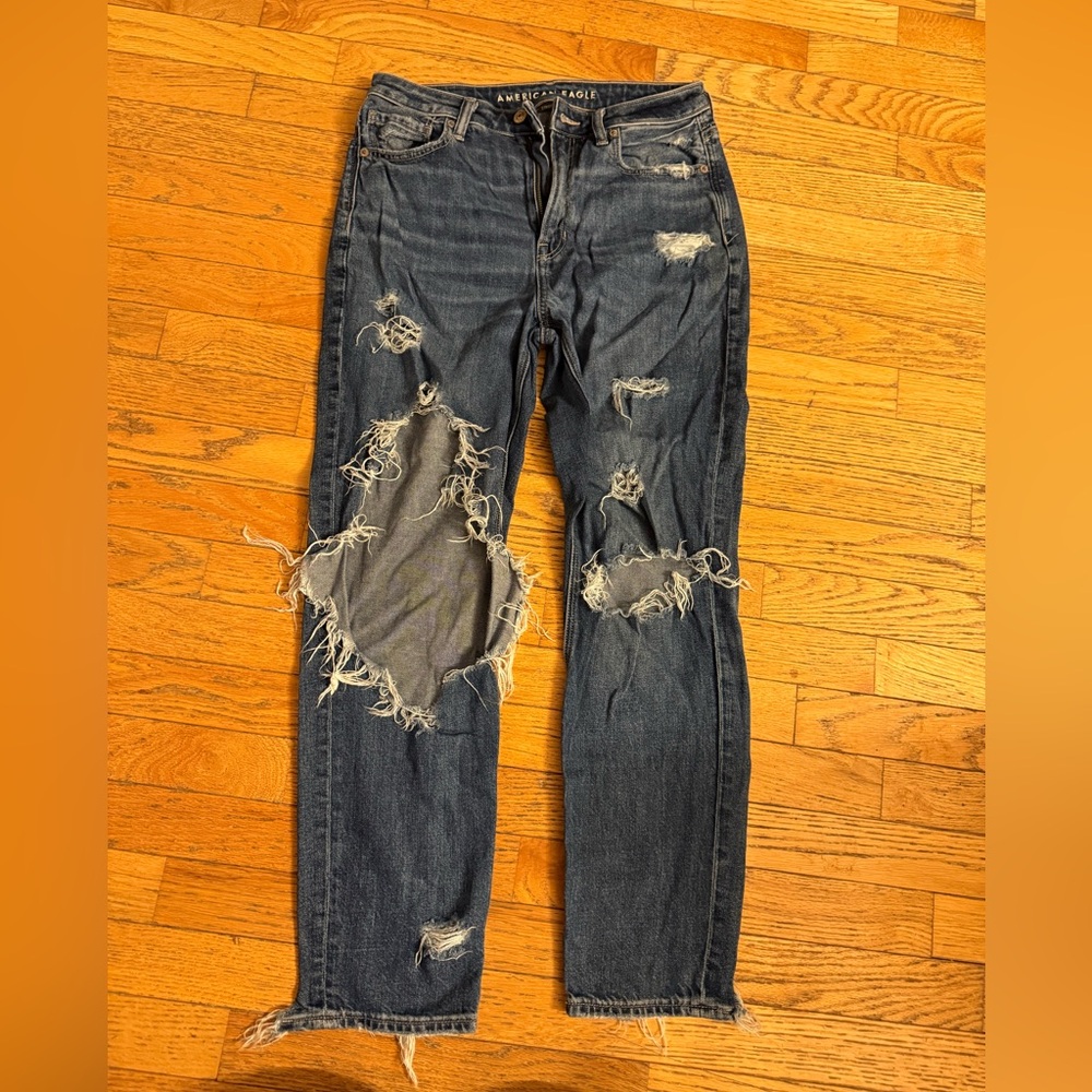 American Eagle Outfitters Women's Ripped Dark Blue mom Jeans